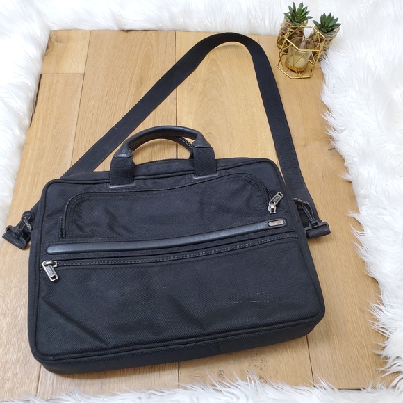 Tumi Black Computer Bag - Picture 1 of 8